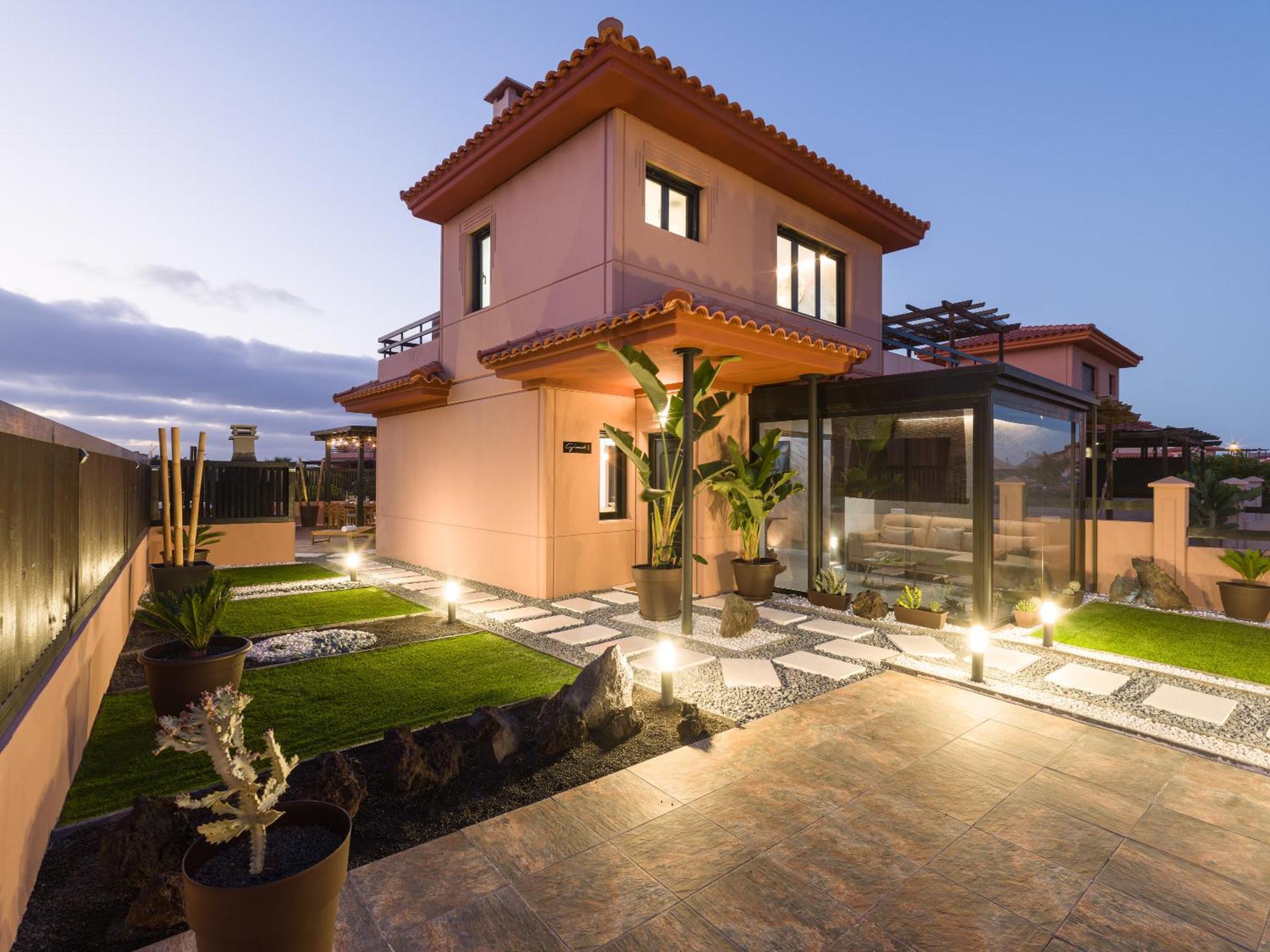 Giraud I - Luxurious Secluded Villa Next To The Sea Lajares Esterno foto